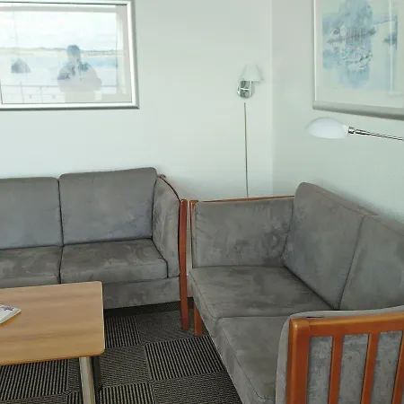 Two-bedroom Holiday In 5 Apartment *
