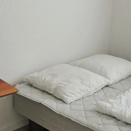 Apartment Two-bedroom Holiday In 5